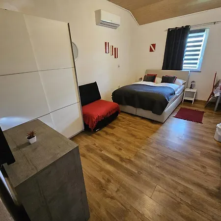House Petra Apartment Rakovica Exterior photo